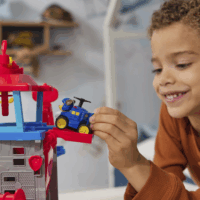 Spin Master 6071249 Mancs őrjárat Air Rescue - Pup Squad repülőtér