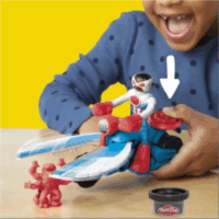 Hasbro Play-Doh Amerika kapitány Moto-Slicer motorral gyurmaszett 85g