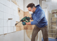 Bosch UniversalHammer 18V Akkus ütvefúró-csavarozó + 1x 4Ah Akku + Töltő