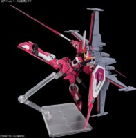 Bandai HGCE 1/144 Infinite Justice Type II Gundam Figura