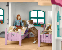 Schleich 42706 Horse Club Tóparti lovasfarm figura szett