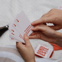 Körvonal Randi Este Kommunikációs kártyajáték 60db kérdéssel