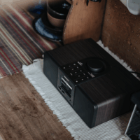 Sangean WFR-32 Internet rádió - Barna