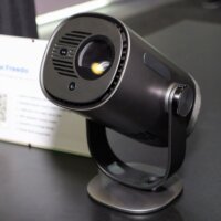 Dangbei Freedo Akkus FullHD Hordozható 450 Lumen Projektor - Fekete