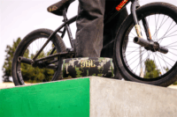 JBL Charge 6 Hordozható Bluetooth hangszóró 40W - Terepszínű