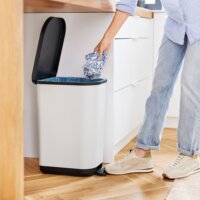 Rotho Ribo White 35 literes pedálos műanyag szemetes - Fehér