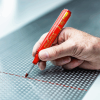 Pica 170/40/SB BIG INK 2-4mm Permanens Marker mély lyukjelölő funkcióval - Piros