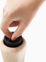 Joseph Joseph Milltop Manuális Fa Borsőrlő 19 x 7 cm - Natúr