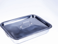 TOO KT-448 Sütőtál grillráccsal és rozsdamentes fedéllel 38 x 28 x 6cm