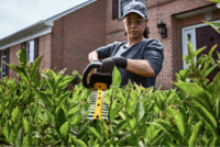 DeWalt DCMHT573X1-QW Akkumulátoros Sövényvágó + 1x 5Ah Akku + Töltő