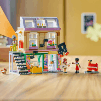 LEGO® Friends: 42653 - Hangszerbolt és lakás