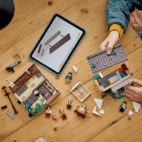 LEGO® Harry Potter: 76451 - Privet Drive: Marge néni látogatása