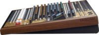 Tascam MODEL 16 Csatornás Analóg Keverőpult Mixer - Barna / Fekete