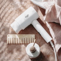 Adler AD 2285 Falra Szerelhető Hajszárító 2000 Watt - Fehér