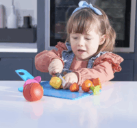 Casdon Joseph Joseph Chop2Pot Vágódeszka játék készlet - Többszínű