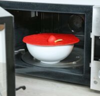 Charles Viancin Berries Szilikon fedő 23 cm - Piros eper forma