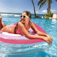 Intex: Szív alakú matrac - Rózsaszín (155 x 135 cm)