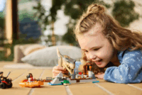 LEGO® Jurassic World: 76975 Menekülés a folyónál a T-Rex elől