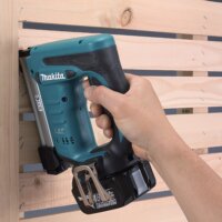 Makita DST221Z Akkus Szegbelövő / Tűzőgép (Akku és töltő nélkül)