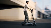 Segway Ninebot KickScooter F3 E Elektromos roller (25km/h / 450W) - Fekete / Szürke