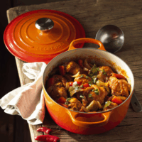 Le Creuset Signature Öntöttvas Lábas fedővel Ø 18cm - Narancs