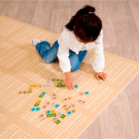 Eichhorn 28 arabos Fa Dominó készlet