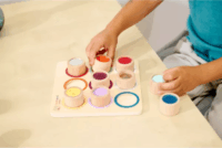 Eichhorn Montessori fa oktató játék 10 db-os - Formaillesztő tábla