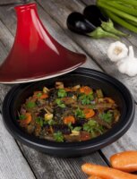 Le Creuset Tajine Öntöttvas Főzőedény Ø 27cm 2,3L - Piros