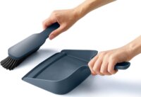 Joseph Joseph CleanStore Falra Szerelhető Műanyag Kefe lapáttal - Kék