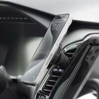 iOttie Velox Qi2 Vezeték Nélküli MagSafe Autós Töltő és Telefontartó 15 - Fekete