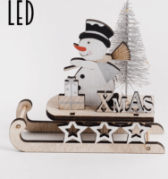 Iris 060715 LED Világító hóember szánon dekoráció 12 x 11 cm