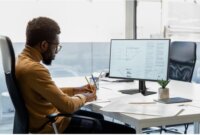 Philips 27" 27E2N2500/00 16:9 QHD IPS Monitor - Fekete