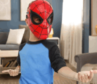 Hasbro Marvel Pókember világító maszk jelmez kiegészítő