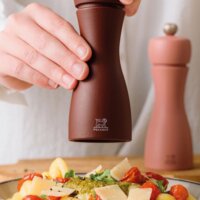 Peugeot Tahiti Manuális Só- és borsőrlő szett 2 darab 15 cm - Barna