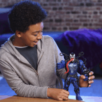 Hasbro Pókember Venom vs Titan Hero akciófigura