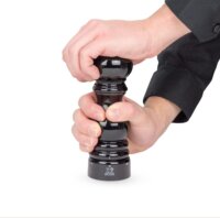 Peugeot Paris Manuális Só- és borsőrlő 22 cm - Fekete