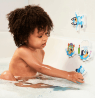 Tomy Bluey Kirakós csempére tapadó Fürdőjáték
