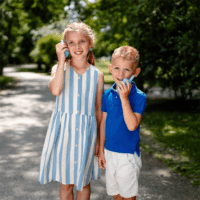 LAMAX TalkieKid Gyerek Walkie-Talkie 2km Hatótávval - Kék / Rózsaszín