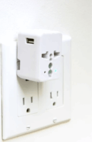 Kikkerland UL08-EU Utazó hálózati adapter - Fehér