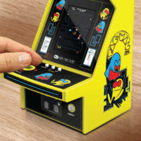 My Arcade Pac-Man Micro Player Pro 2.75" Hordozható Retro Játékkonzol