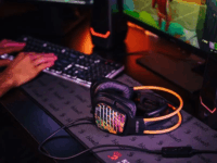 A4-Tech Bloody G565 Vezetékes RGB Gamer Fejhallgató Headset - Fekete / Narancssárga