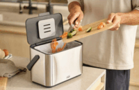 Joseph Joseph 4 literes Rozsdamentes acél tartály szénszűrővel biohulladékhoz - Inox