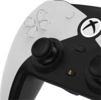 Hyperkin M01638-WH Vezetékes Kontroller (Xbox Series X / Xbox Series S / Xbox One / PC) - Fekete / Fehér