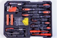 Iris Tools TS-1-007 Szerszámkészlet aluminium táskában (130 db / csomag)