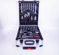 Iris Tools TS-1-007 Szerszámkészlet aluminium táskában (130 db / csomag)