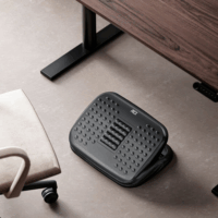 ACT AC8020 Ergonomikus Lábtartó Masszázsgörgőkkel 45 x 34 cm - Fekete