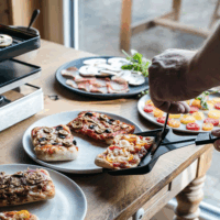 Rommelsbacher RCP Pizza Raclette Elektromos Asztali Grillsütő 1800 Watt - Fekete