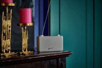 Roberts Radio Play 11 DAB+ FM Asztali Rádió - Fehér / Szövet