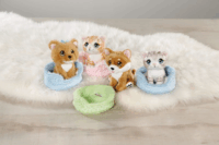 Nici Green Shiba Inu Kutya Plüssfigura Kosárban 12cm