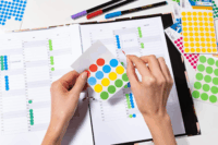 Herma Ø 32mm Öntapadó Címke (480 db / csomag) - Kék